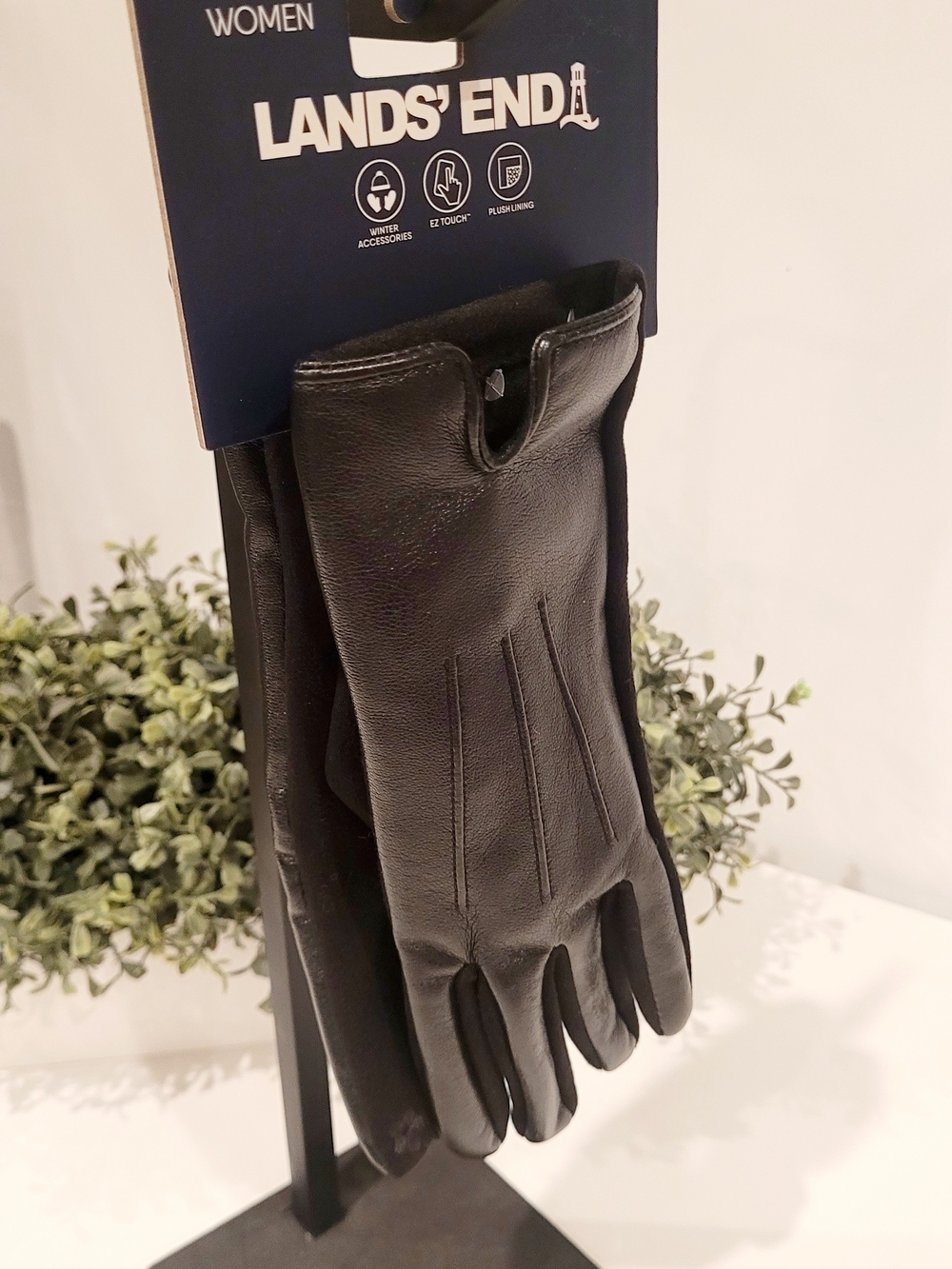Lands' End Women’s Black EZ Touch Gloves with Subtle Stitching